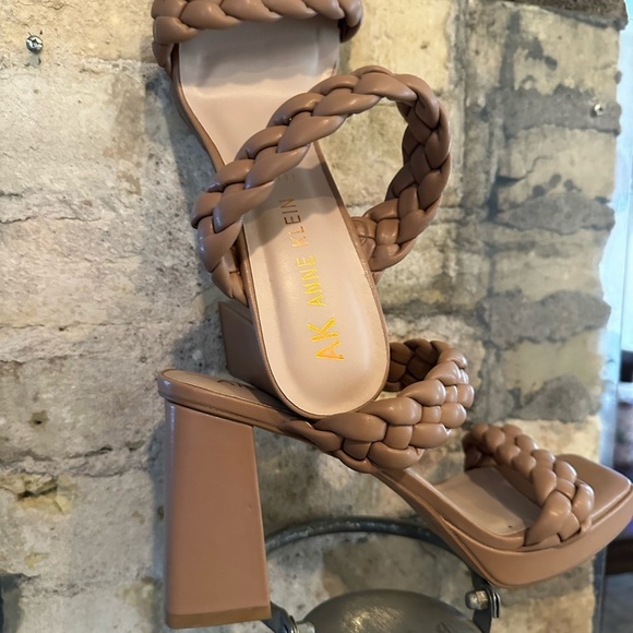 Anne Klein Women's Tan Braided Sandals - Picture 6 of 7